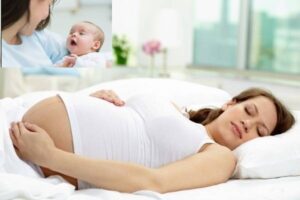 Bà bầu mơ thấy sinh con trai